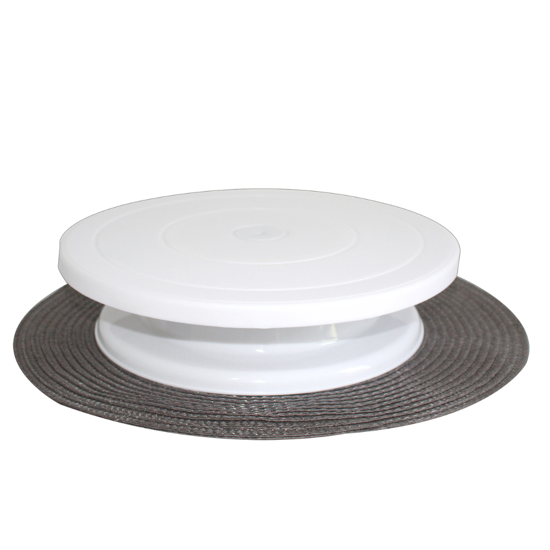 Bailarina Giratoria para Decoración de Tortas – Base Plástica 28 cm