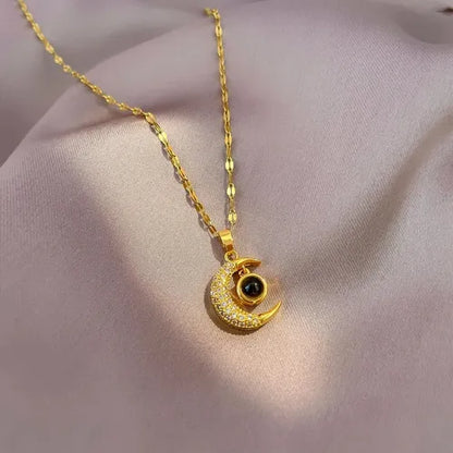 Collar “Te Amo en 100 Idiomas” con Dije de Luna