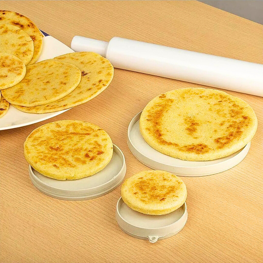Combo x3 Moldes para Arepas y Rodillo de Amasar 23 cm Beige Chef Master