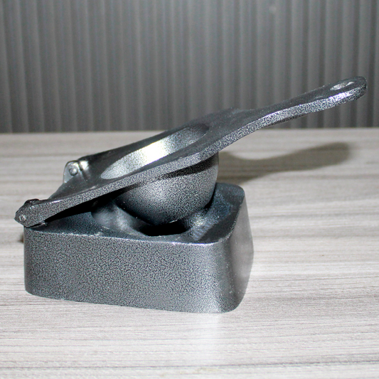 Pataconera Cono Negra – Aluminio Fundido